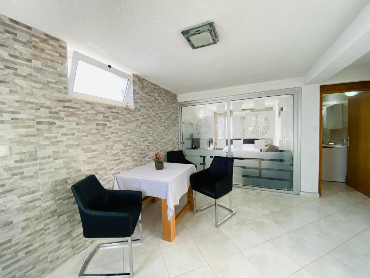 Apartmani-Joe Podglavica Exterior foto